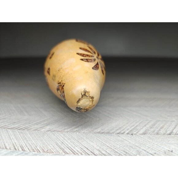 Handpainted Gourd Ornament Burned Etched Designs Butterfly Ladybug Hanging 4.5" - Picture 8 of 9